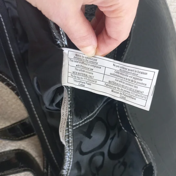 D-fusion Black Faux Leather Medium Size Women's HandBag - Picture 9 of 11